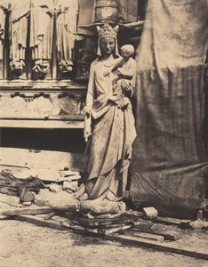 Madonna ja lapsi, Geoffroy-Dechaumen veistos, Notre-Damen katedraali, Pariisi, noin 1854 (kuva).