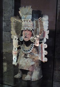 Suitsukepoltin maissin jumalattaren Xilosen muodossa, Tlahuac, myöhäinen postklassinen aika, n. 1500 tekijältä Aztec