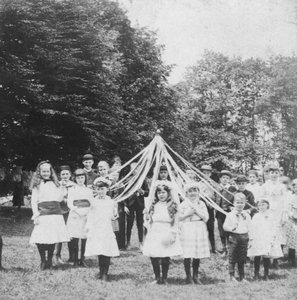 Toukokuun kuningatar, 1886