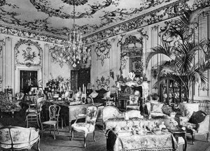 Sali, Chesterfield House, 1908.