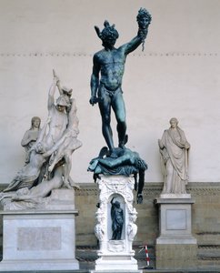 Perseus Medusan pään kanssa, 1545-54 (pronssi)