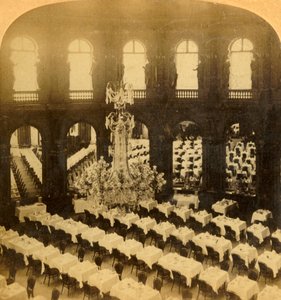 "Dining Saloon, Grand Hotel, Pariisi, Ranska", 1904. tekijältä Bert Underwood
