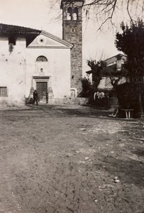 Albumi ensimmäisestä maailmansodasta Friuli-Venezia Giuliassa: Soleschiano Manzanon kirkko, 01-03/1916 (b/w kuva) tekijältä Bietti Bietti