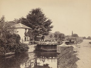 Lukkovartijan mökki ja lukon portit,1850-luku (kuva) tekijältä British Photographer