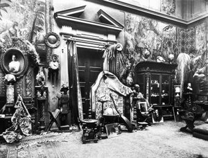 Firenzeläisen taidemaalarin Edoardo Gellin studio (m/v kuva)