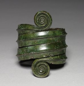 Kääntynyt Armilla, Unkari, noin 1500 eaa tekijältä Bronze Age