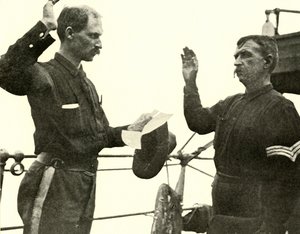 Luutnantti Lewis reenlisting Thomas Dixonin, Espanjan ja Amerikan sodan, 19. kesäkuuta 1898, 1899.