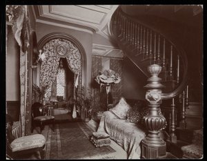 Koristeellinen olohuone Blakely Hall -asunnossa osoitteessa 11 West 45th Street, New York, 1896-98 (hopeagelatiiniprintti) tekijältä Byron Company