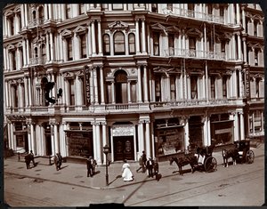 Gilsey House, Broadway ja 29th Street, New York, n. 1905 (hopeagelatiiniprintti) tekijältä Byron Company