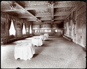 Hotel Delmonicon vastaanottohuone, 1902 (hopeagelatiiniprintti) tekijältä Byron Company