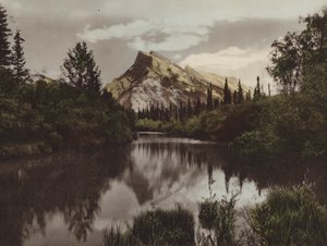 Mount Rundle, Banff, Alt 9 665 Feet (värivalokuva)