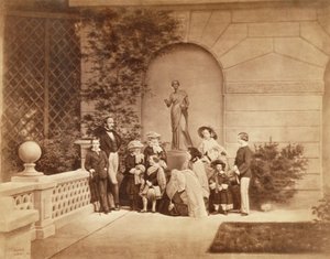 Muotokuva kuninkaallisesta perheestä Osborne Housessa, 1857 (seepia valokuva) (katso 195000)