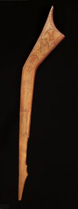 "Gunstock" Club, 1800-luvun alku (puu, pigmentit)