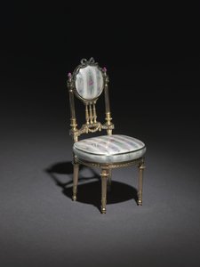 Miniatyyri tuoli, 1896-1906 tekijältä Carl Fabergé