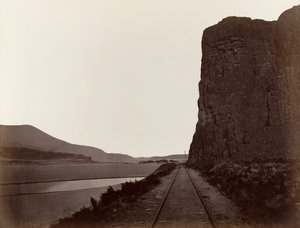 Cape Horn lähellä Celiloa, 1867. tekijältä Carleton Emmons Watkins