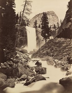 Vernal Fall, Yosemite, 1865-66, painettu n. 1875. tekijältä Carleton Emmons Watkins