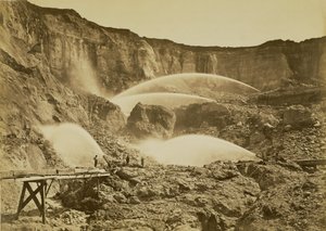 [Malakoffin kaivaukset, Nevadan piirikunta, Kalifornia] tekijältä Carleton Watkins