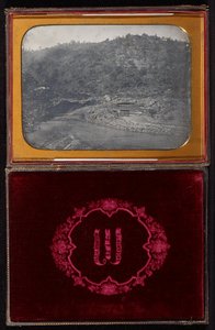 Nimetön (jokikaivos) tekijältä Carleton Watkins