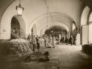 Armeijan nahkavaraston sisätilat, suuren sodan aikana (m/w kuva)