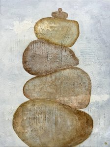 Pinoon asetetut zen-kivet tekijältä Carolina Gårdheim