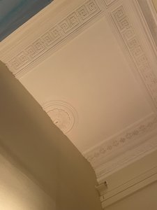 Kokoonpano - Katto, 2022 (kuva) tekijältä Cécile Jamet