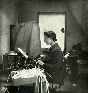 Code and Cypher Officer, c1943. tekijältä Cecil Beaton