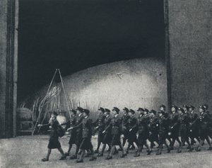 Viimeinen maaliskuu 1941 tekijältä Cecil Beaton