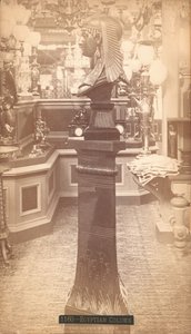 Egyptiläinen pylväs, Mitchell, Vance & Co., päärakennus, Centennial Exhibition, Philadelphia.