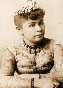 Muotokuva Annie Howard tatuoidusta naisesta, n. 1898 (kaappikuva)