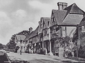 Chiddingstone Village (m/w kuva) tekijältä Charles Essenhigh Corke