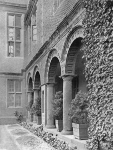 Lounais-loggia tekijältä Charles Latham