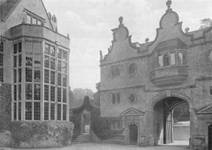 Stanway: Forecourt ja Gate-House