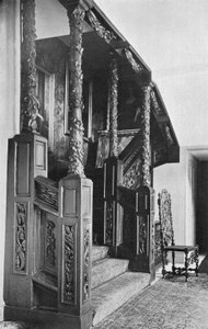 Portaiden jalka tekijältä Charles Latham