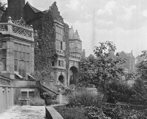 The South-West Corner (m/w kuva)
