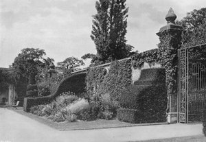Yew Buttress, alkovikävely tekijältä Charles Latham