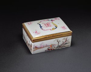 Monogrammed nuuskalaatikko, Qianlong-kausi (1736-1795) n. 1750 (posliini)