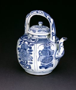 Sinivalkokraak viinipannu, Wanli, 1590-1610 (posliini) tekijältä Chinese School