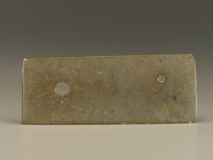 Seremoniallinen työväline (kuei) Shang tai Länsi-Zhou-dynastia (jade)
