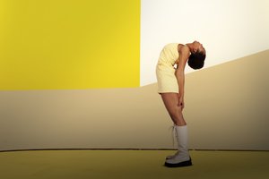 Modern Yellow -liike