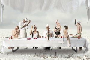 Surrealistinen illallinen tekijältä Christine von Diepenbroek