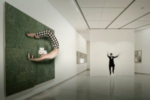 Surrealistisen museon esiintyjä tekijältä Christine von Diepenbroek