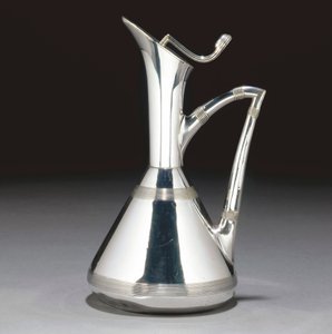 Ewer tekijältä Christopher Dresser