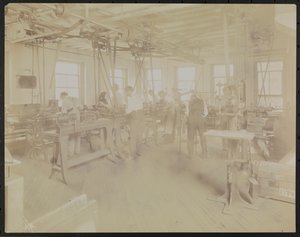 Dressler & Co. Factory, Motion Picture Machines, New York tekijältä Company Byron