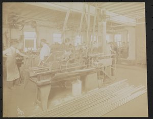 Dressler & Co. elokuvalaboratorio, jossa miehet työskentelevät tekijältä Company Byron