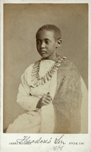 Prinssi Alamayu, Abessinian keisari Theodor II:n poika, Ryde, Englanti, 1868 (albumiprintti) tekijältä Cornelius Jabez Hughes