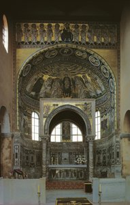 Apsi ja siborium mosaiikeilla, n.540