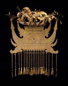 Päähine, 1800-luvun loppu - 1900-luvun alku (kulta ja kultafolio)