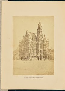 Hotel de ville, Oudenarde tekijältä Cundall and Fleming