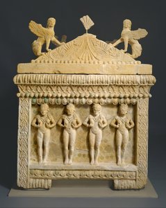 Kalkkikivisarkofagi: Amathus-sarkofagi, noin 460 eKr. (kova kalkkikivi) tekijältä Cypriot
