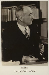 Edvard Benes tekijältä Czech Photographer